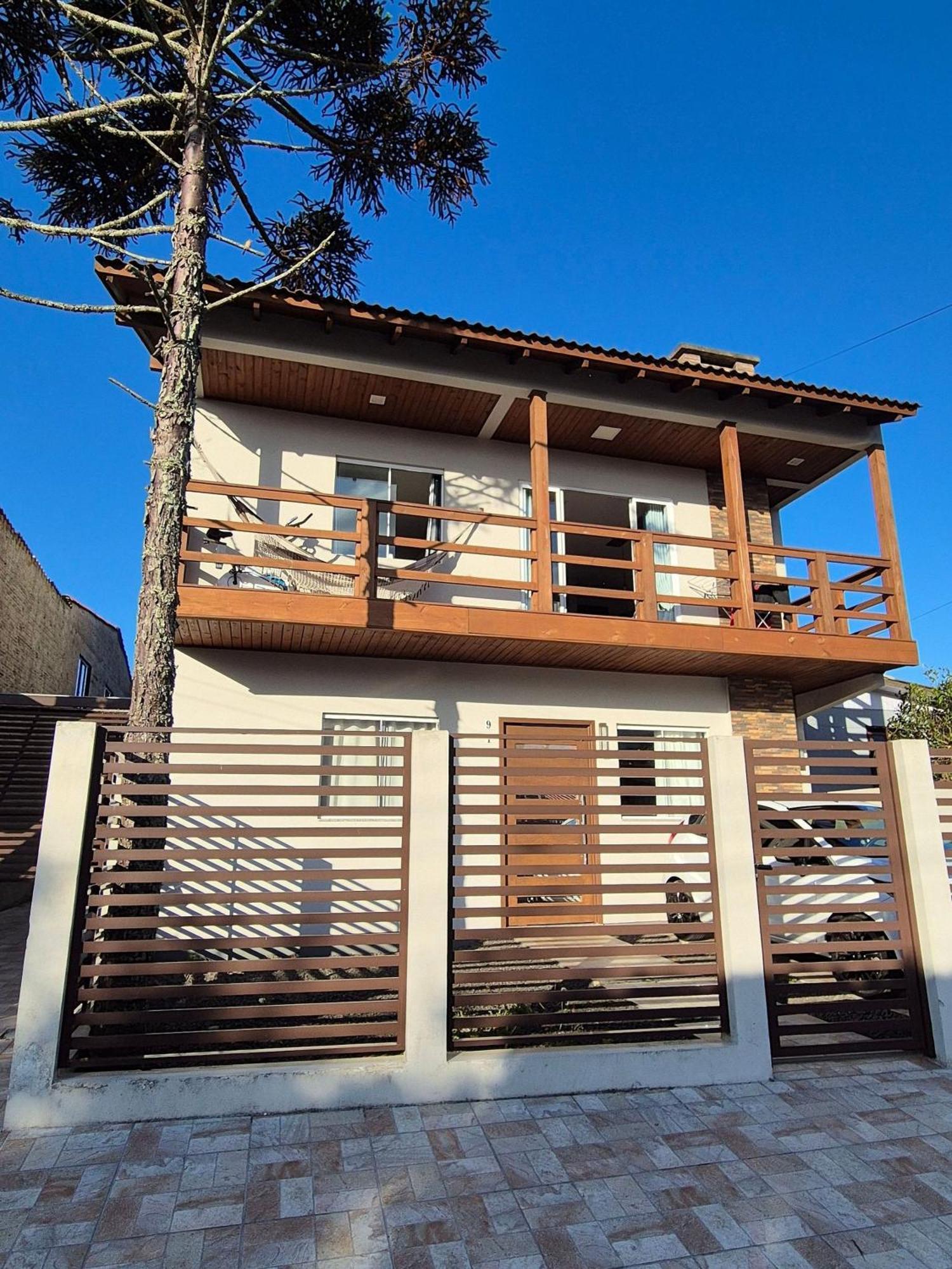 Nick'S House - Praia Da Cal Com Ar E Sacada Торес Екстериор снимка